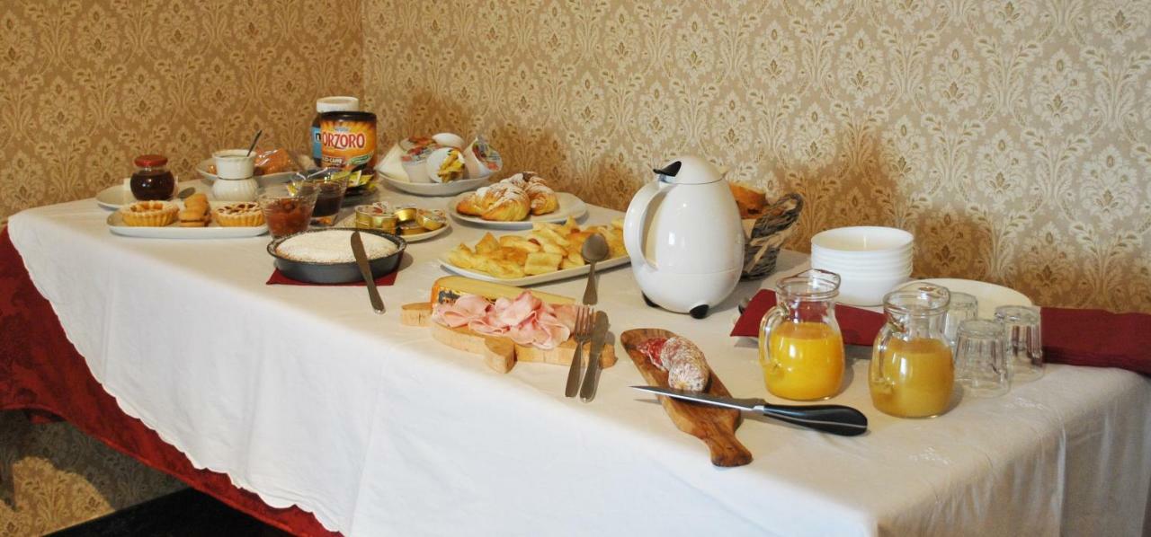 B&B Le Coccinelle Torre Bormida 外观 照片